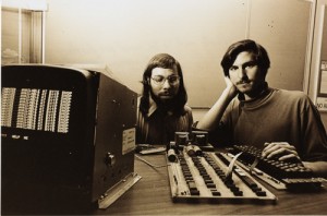steve_wozniak and steve_jobs_with_apple_I 1976